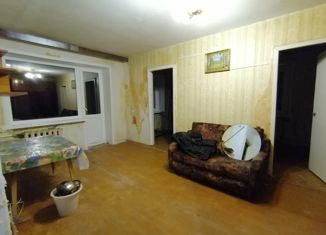 Продается трехкомнатная квартира, 40.6 м2, Вольск, улица Плеханова, 8А