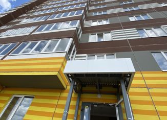 Продам однокомнатную квартиру, 35 м2, Оренбург, ЖК Осенний Лист, улица Юркина, 8