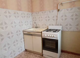 Продается 3-комнатная квартира, 58.4 м2, Екатеринбург, улица Сулимова, 36, улица Сулимова