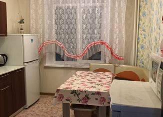 Продам 1-ком. квартиру, 35 м2, Кемерово, Стахановская улица, 4, жилой район Кедровка