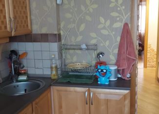 Продаю трехкомнатную квартиру, 52 м2, рабочий посёлок Кадуй, Осенняя улица, 11