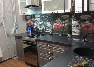 Сдаю двухкомнатную квартиру, 51 м2, Муравленко, улица Ленина, 86