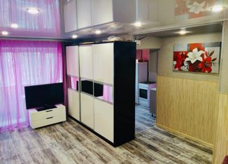 Сдаю 2-комнатную квартиру, 46 м2, Миасс, проспект Автозаводцев, 36