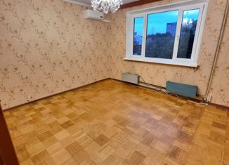 Продается 2-ком. квартира, 50 м2, Москва, ВАО, Перовская улица, 39к1