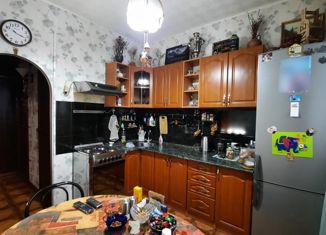 Продажа двухкомнатной квартиры, 52 м2, Норильск, Солнечный проезд, 10А