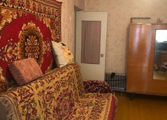 Сдаю 2-ком. квартиру, 45 м2, село Барышево, улица Черняховского, 45