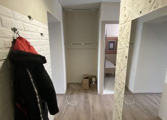 Сдается в аренду трехкомнатная квартира, 62 м2, Орёл, Паровозная улица, 12, Железнодорожный район