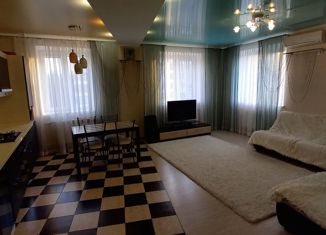 Продается 3-ком. квартира, 75 м2, Волгодонск, улица Ленина, 111