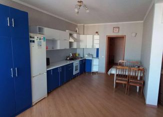 Сдаю в аренду четырехкомнатную квартиру, 150 м2, Альметьевск, улица Ленина, 153