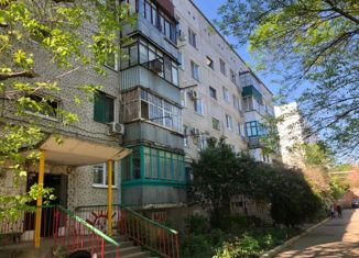 Продаю однокомнатную квартиру, 37 м2, Адыгея, улица Перова, 7