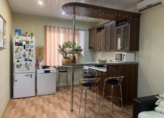 Продается 2-ком. квартира, 55 м2, Астрахань, Зелёная улица, 1к6, ЖК Зеленая-1