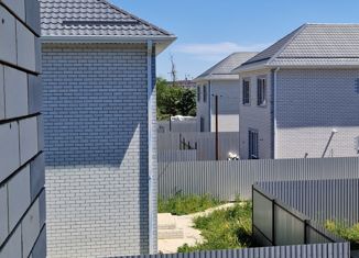 Продаю дом, 170 м2, посёлок Российский, улица Академика Королёва