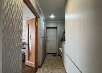 2-ком. квартира на продажу, 47.7 м2, Азнакаево, улица Шайхутдинова, 5