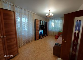 Продажа 2-ком. квартиры, 49 м2, Челябинск, улица Жукова, 9