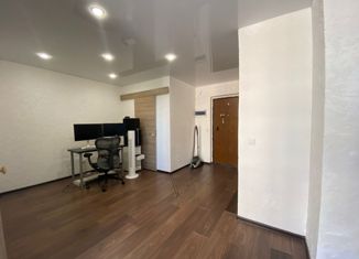 Продается 2-ком. квартира, 35 м2, посёлок Мурино, улица Шоссе в Лаврики, 34к2