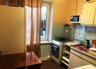2-комнатная квартира на продажу, 37.6 м2, Москва, улица Красного Маяка, 7к2, метро Пражская