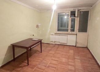 Продаю 2-ком. квартиру, 53.7 м2, Нальчик, проспект Шогенцукова, 42, район Центр