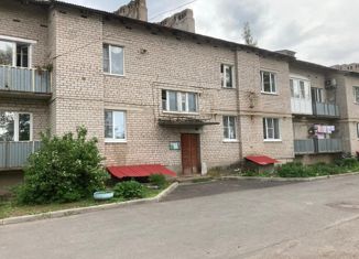 Продам 2-комнатную квартиру, 43.4 м2, Чудово, улица Большевиков, 8