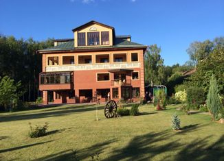 Продаю дом, 600 м2, деревня Витенево, Угловая улица, 15