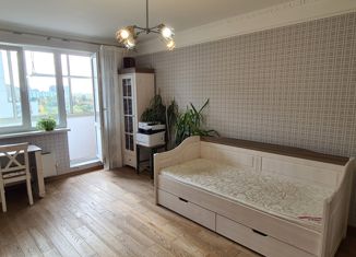 Продаю 1-комнатную квартиру, 38 м2, Москва, Вересковая улица, 1к1, Вересковая улица