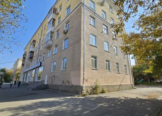 Продам двухкомнатную квартиру, 53 м2, Екатеринбург, метро Уралмаш, улица Стачек, 21