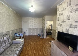 Продам 1-комнатную квартиру, 32 м2, Волхов, проспект Державина, 44