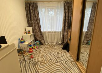 Продаю двухкомнатную квартиру, 42 м2, Салехард, Ямальская улица, 20