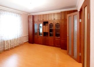 Продается 4-комнатная квартира, 77.4 м2, Алтайский край, улица Юрина, 204А