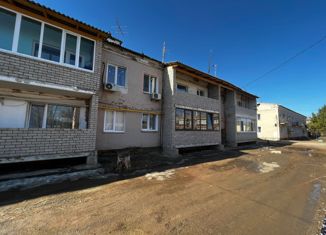 Продаю 3-ком. квартиру, 54.4 м2, поселок Новоорск, Рабочая улица, 12