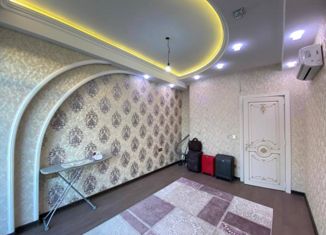 Продается двухкомнатная квартира, 61.1 м2, Краснодар, улица имени Жлобы, 145, ЖК Севастопольский