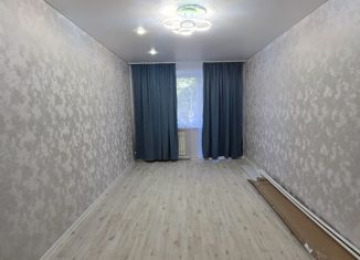 Продаю 2-комнатную квартиру, 42 м2, Волжск, улица Шестакова, 6Б
