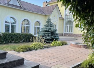 Продаю дом, 545 м2, поселок Большой Исток, Красноармейская улица, 1/5