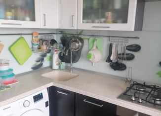 Продается 3-ком. квартира, 59 м2, Нижний Новгород, Авангардная улица, 12, Авангардная улица