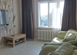 Продаю 3-ком. квартиру, 56 м2, Киров, улица МОПРа, 11