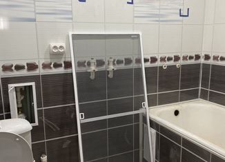 Продам 2-ком. квартиру, 44 м2, Тайшет, улица Андреева, 1