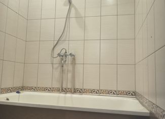 Продаю 2-ком. квартиру, 28.9 м2, Шелехов, 1-й микрорайон, 40А