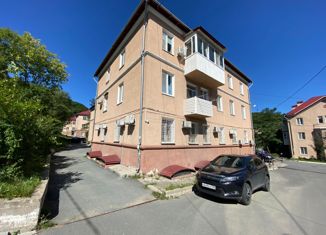 Продается 3-ком. квартира, 63.5 м2, Находка, улица Луначарского, 25