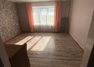 Продам 1-ком. квартиру, 41 м2, Бирюсинск, улица Горького, 17