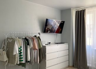 Продается 1-ком. квартира, 35 м2, Юрга, Кузбасский проспект, 24А