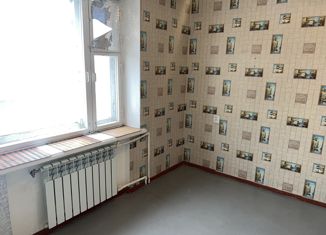 Однокомнатная квартира в аренду, 34 м2, Каменск-Шахтинский, улица Героев Пионеров, 85