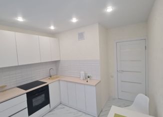 Продажа однокомнатной квартиры, 37 м2, Чебоксары, ЖК Солнечный Парк, улица писателя Лаврентия Таллерова, 28