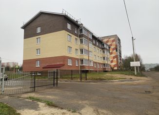 Продаю 2-ком. квартиру, 52.3 м2, Тутаев, Комсомольская улица, 123А