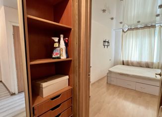 Продажа 4-ком. квартиры, 61.4 м2, Артём, улица Фрунзе, 56/1