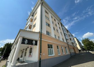 Четырехкомнатная квартира на продажу, 76.2 м2, Саранск, Советская улица, 65