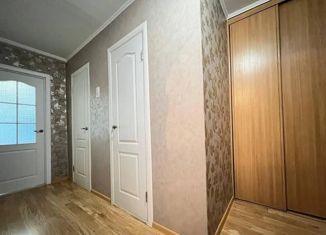 Продам 2-комнатную квартиру, 52 м2, Краснодар, улица Александра Покрышкина, 8, микрорайон Энка (имени Маршала Жукова)