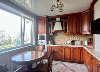 Продается трехкомнатная квартира, 80 м2, Москва, микрорайон Северное Чертаново, 3кБ, метро Чертановская