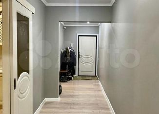 Продажа 3-ком. квартиры, 82.2 м2, Нижнекамск, проспект Шинников, 35