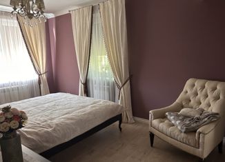 3-ком. квартира на продажу, 101.6 м2, посёлок городского типа Энем, улица Перова, 83/2