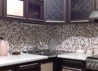 Продам 3-ком. квартиру, 66.3 м2, поселок городского типа Архара, Партизанская улица, 7