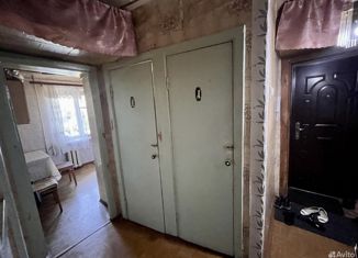 Продаю 3-комнатную квартиру, 56 м2, Шахты, проспект Ленинского Комсомола, 54